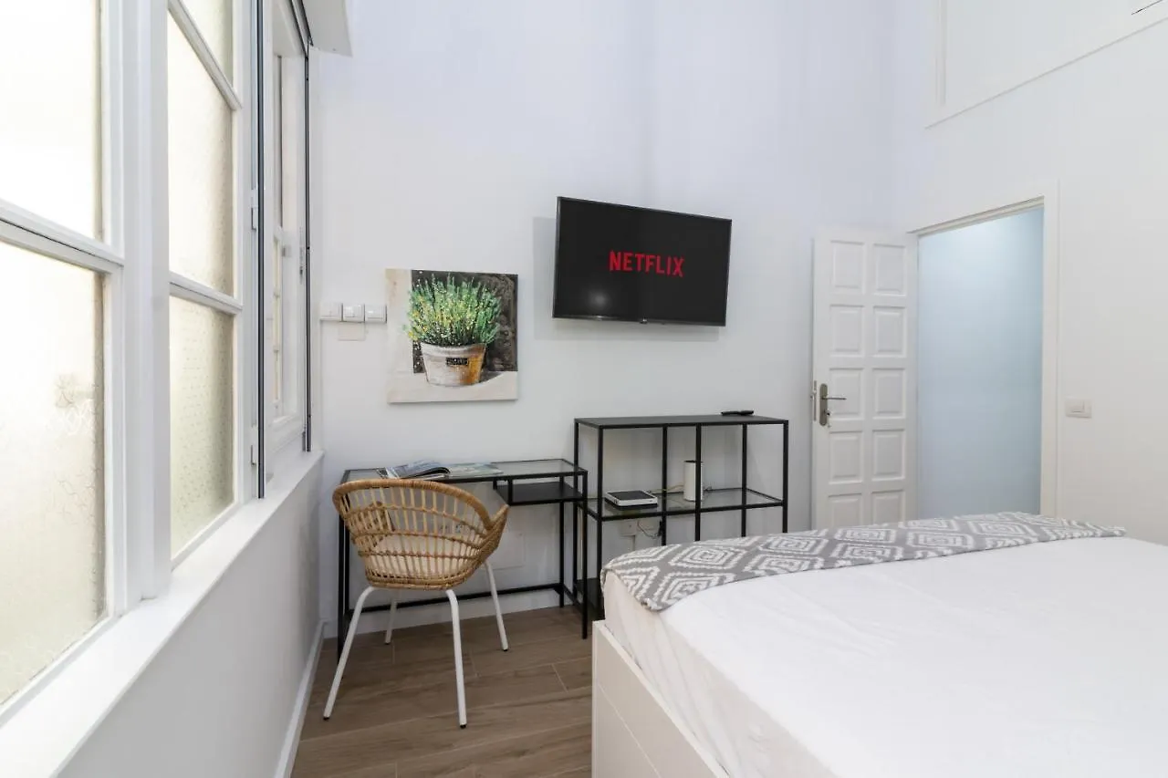 Homeforguest Precioso Apartamento En El Centro De La Laguna 0*, San Cristóbal de La Laguna Spanien